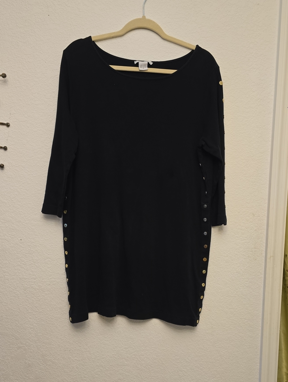 Joan Vass Black Long-Sleeve Side-Button Knit Dress